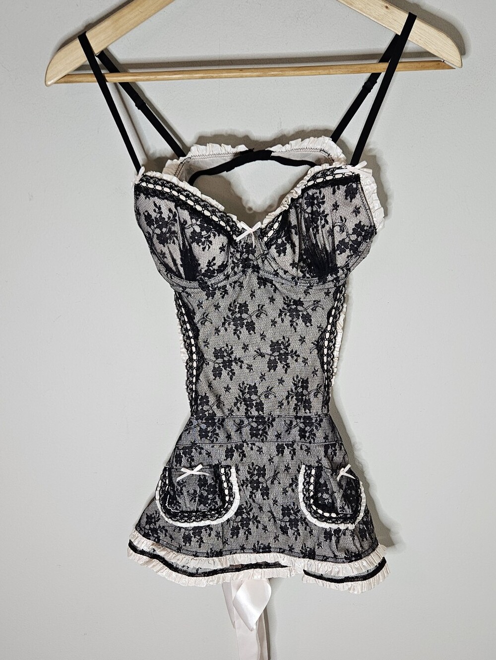 Victoria's Secret French Maid Apron Lingerie Sweet Little Nothings 34B NWT